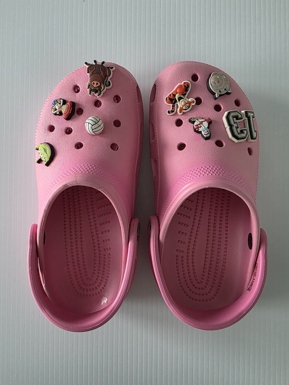 CROCS Woman's Size 8 Pink Clog Sandals with Back Strap and Charms - Picture 11 of 13